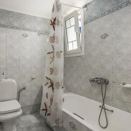 Tina's Apartment Adamantas (Milos)